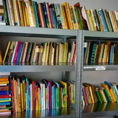 Gdzie oddać książki w Szczecinie? Odkryj najlepsze miejsca na donation
