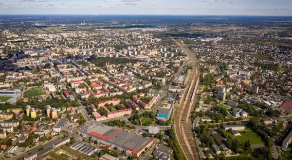 Ile ludzi mieszka w Radomiu? Zaskakujące fakty o populacji miasta