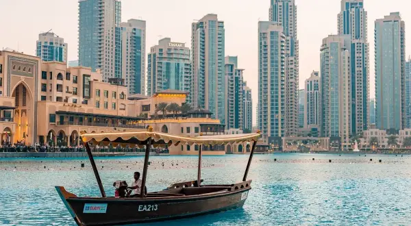 W jakim kraju jest Dubaj? Odkryj jego fascynującą lokalizację